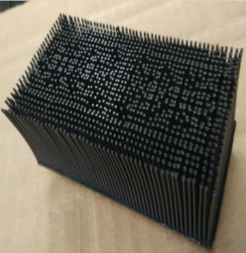 Bàn chông nhựa máy cắt tự động Yin